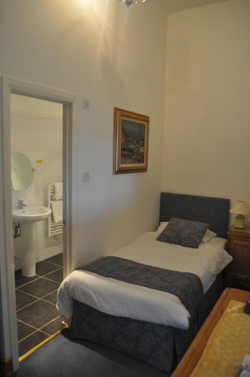 The Winter Dene Bournemouth Room photo